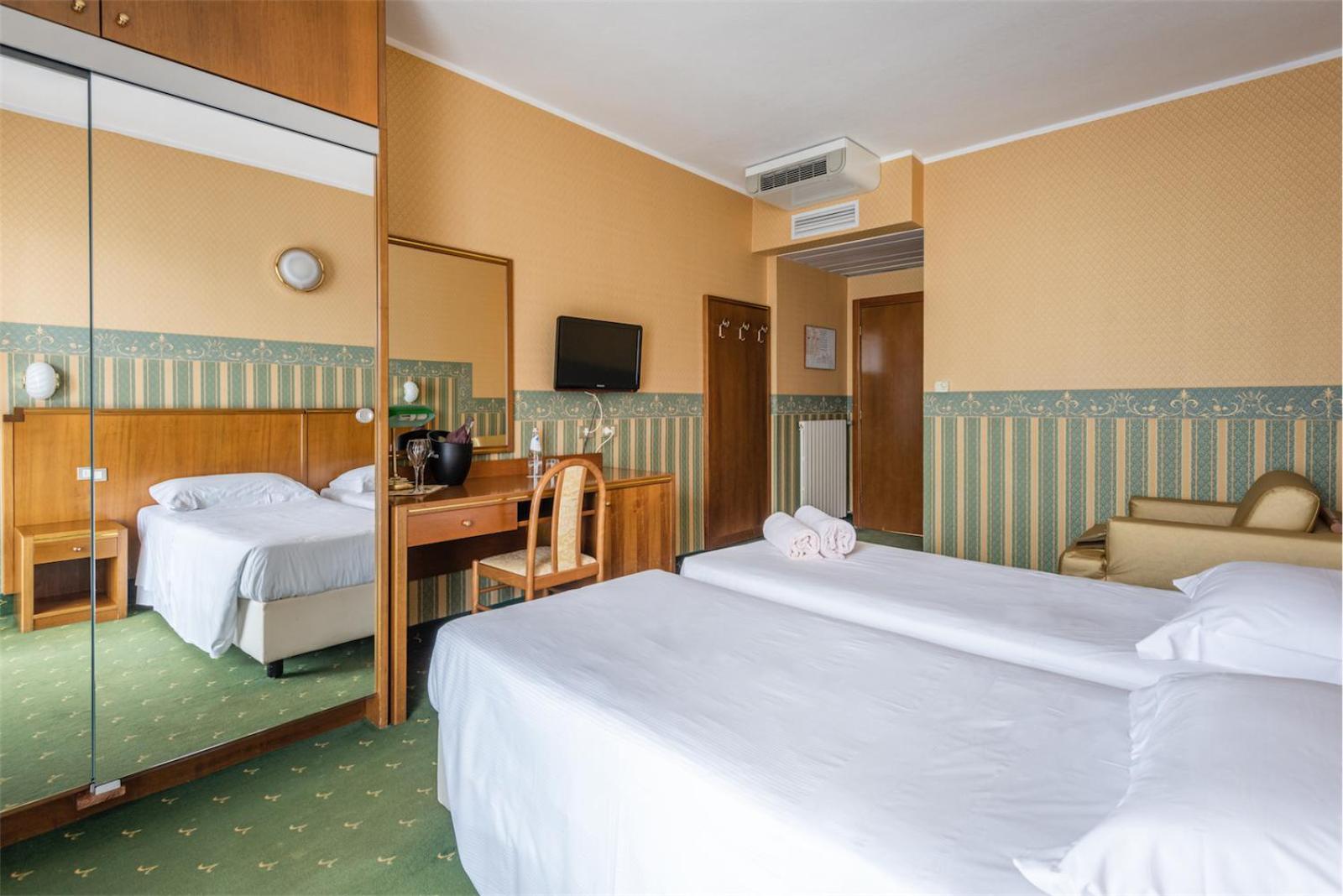Hotel Splendid Palace Limone sul Garda Rom bilde