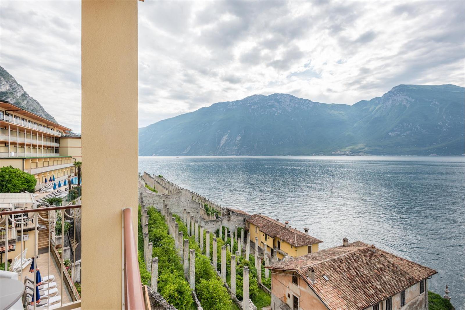Hotel Splendid Palace Limone sul Garda Rom bilde